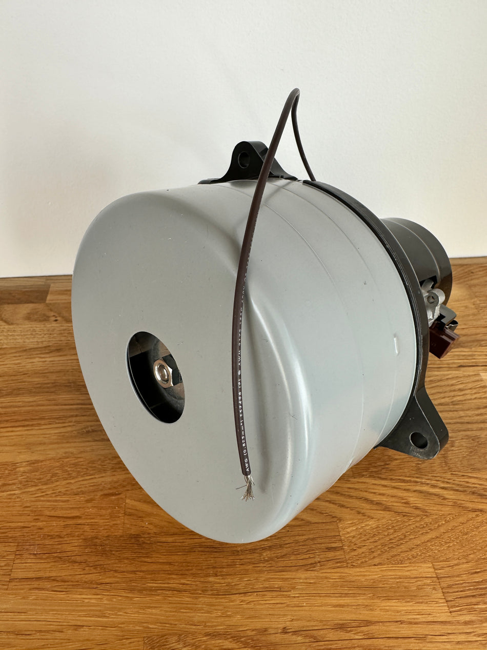 3 Stage Vacuum Motor 5.7" 1200W 240V MT299